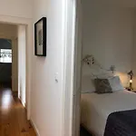Charming In Alfama With River View! * Лиссабон