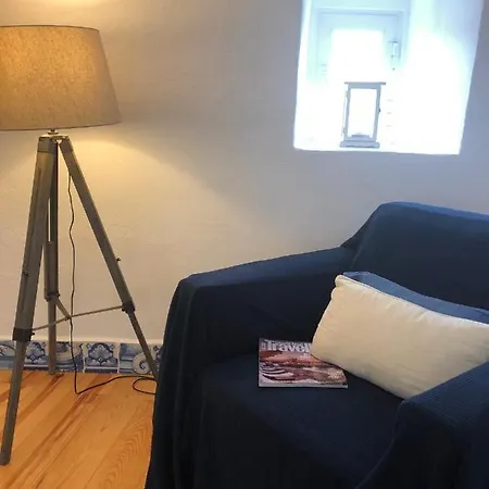 Charming In Alfama With River View! *